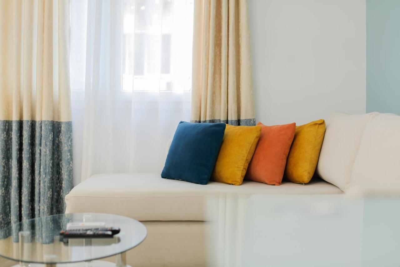 Miku Apartment - Dreamy Apartment At Wilson Square Tirana Esterno foto